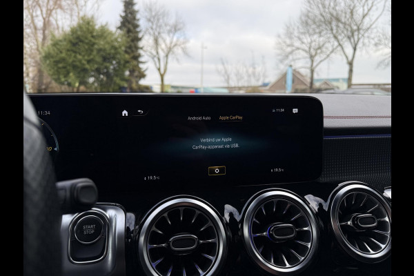 Mercedes-Benz EQB Aut. 250 AMG Sport Ed. 7pers 67 kWh | SoH 93% | Panorama | Sfeer Verlichting | Burmester | Camera |