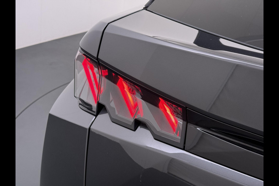 Peugeot E 3008 GT Avantage 210 73 kWh VAN: 39.900,- VOOR: 35.877,- UW LENTEVOORDEEEL: 4.023,- EURO | SOH 95% WARMTEPOMP | DODE HOEKCENSOR | DEALER ONDERHOUDEN | BTW VERREKENBAAR | RIJKLAARPRIJS incl. 12mnd BOVAG | 100% ongeval verleden vrij.