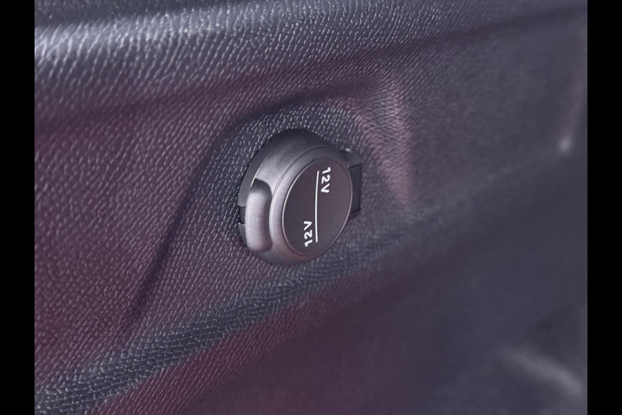 Peugeot E 3008 GT Avantage 210 73 kWh VAN: 39.900,- VOOR: 35.877,- UW LENTEVOORDEEEL: 4.023,- EURO | SOH 95% WARMTEPOMP | DODE HOEKCENSOR | DEALER ONDERHOUDEN | BTW VERREKENBAAR | RIJKLAARPRIJS incl. 12mnd BOVAG | 100% ongeval verleden vrij.