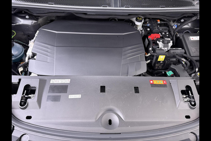 Peugeot E 3008 GT Avantage 210 73 kWh VAN: 39.900,- VOOR: 35.877,- UW LENTEVOORDEEEL: 4.023,- EURO | SOH 95% WARMTEPOMP | DODE HOEKCENSOR | DEALER ONDERHOUDEN | BTW VERREKENBAAR | RIJKLAARPRIJS incl. 12mnd BOVAG | 100% ongeval verleden vrij.