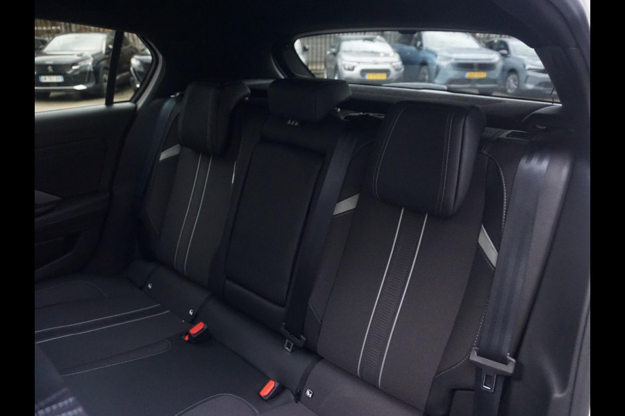 Opel Astra Electric 54 kWh GS Panoramadak