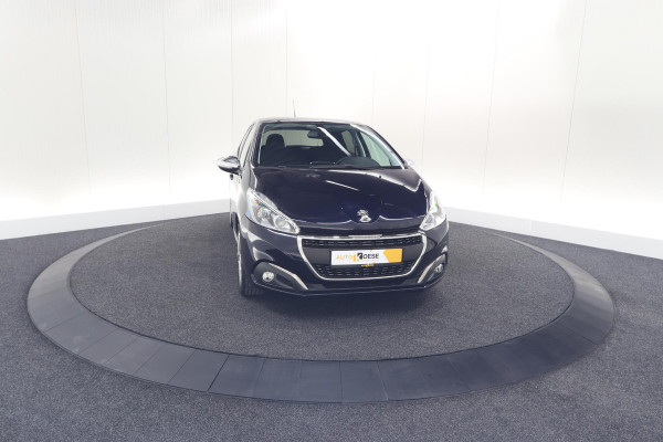 Peugeot 208 PureTech 82 Signature | Apple Carplay | Parkeersensoren | Navigatie | Airco