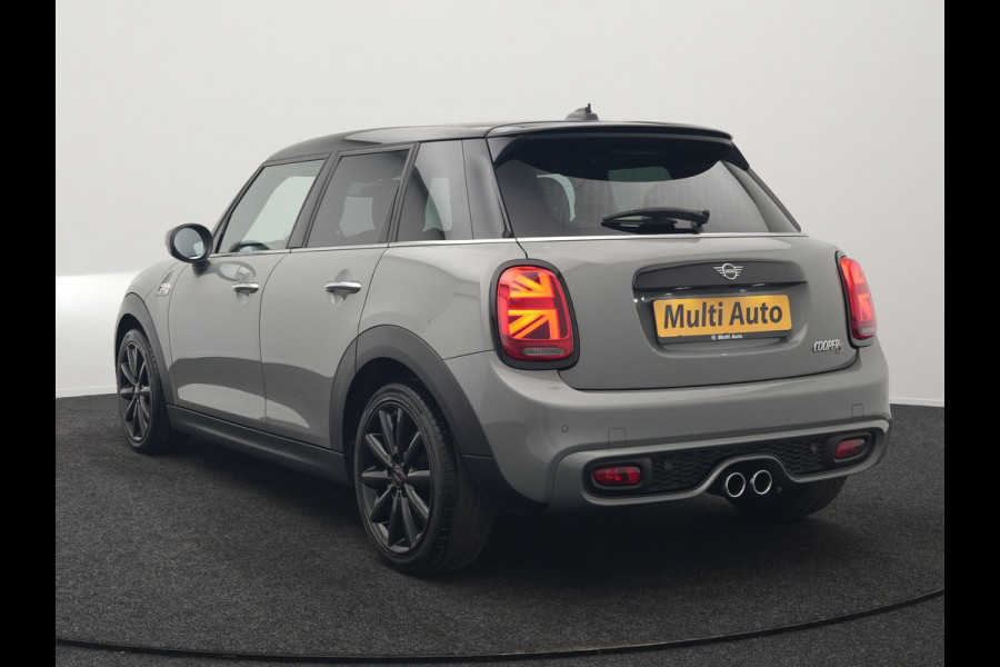 MINI Mini 2.0 Cooper S Chili 192pk 5 Deurs | Apple Carplay | Sportstoelen Verwarmd | Union Jack Achterlichten | 17"L.M | LED Koplampen | Navigatie Full Map | DAB | Cruise Control |