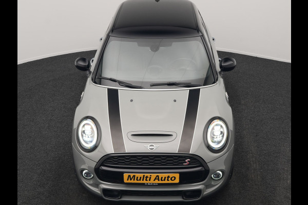 MINI Mini 2.0 Cooper S Chili 192pk 5 Deurs | Apple Carplay | Sportstoelen Verwarmd | Union Jack Achterlichten | 17"L.M | LED Koplampen | Navigatie Full Map | DAB | Cruise Control |