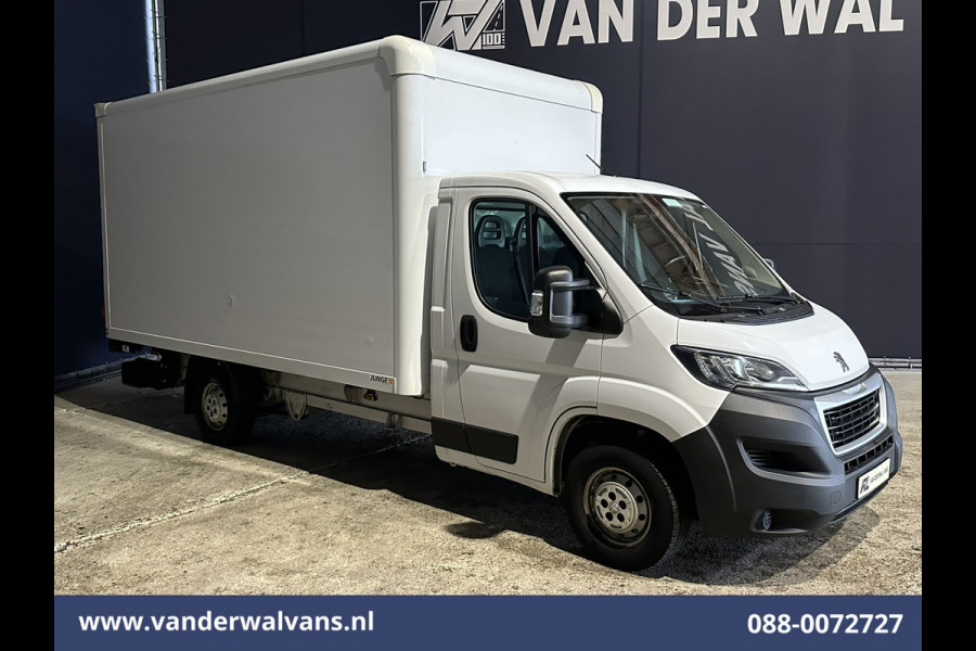 Peugeot Boxer 2.2 BlueHDi 141pk Bakwagen Laadklep Euro6 Airco | Cruisecontrol | 985kg laadvermogen Bijrijdersbank