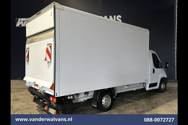Peugeot Boxer 2.2 BlueHDi 141pk Bakwagen Laadklep Euro6 Airco | Cruisecontrol | 985kg laadvermogen Bijrijdersbank