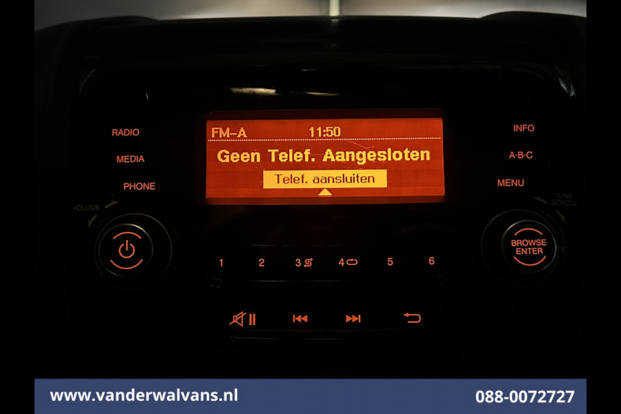 Peugeot Boxer 2.2 BlueHDi 141pk Bakwagen Laadklep Euro6 Airco | Cruisecontrol | 985kg laadvermogen Bijrijdersbank