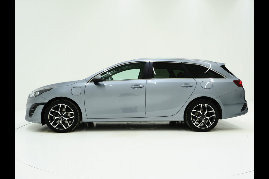 Kia Ceed Sportswagon 1.6 GDI PHEV ExecutiveLine | Panoramadak | Camera | Leder | Adaptive Cruise | Keyless | Memory | Carplay