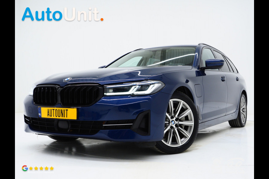 BMW 5 Serie Touring 530e xDrive Shadow | Camera | Keyless | Adaptive Cruise | HUD | Leder | Dodehoek | Sfeerlicht | Carplay