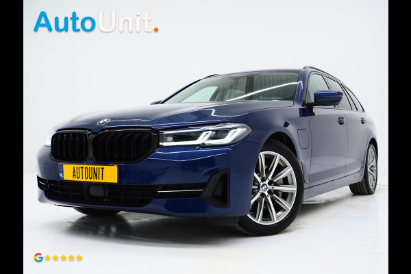 BMW 5 Serie Touring 530e xDrive Shadow | Camera | Keyless | Adaptive Cruise | HUD | Leder | Dodehoek | Sfeerlicht | Carplay