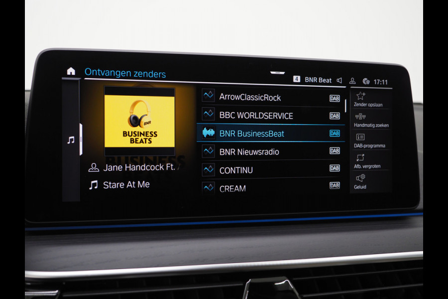 BMW 5 Serie Touring 530e xDrive Shadow | Camera | Keyless | Adaptive Cruise | HUD | Leder | Dodehoek | Sfeerlicht | Carplay