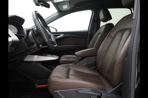 Audi Q4 e-tron 35 Launch edition 55 kWh | Leder | Camera | Cruise | DAB | Climate | Stoelverwarming | Carplay | PDC