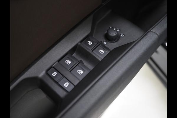 Audi Q4 e-tron 35 Launch edition 55 kWh | Leder | Camera | Cruise | DAB | Climate | Stoelverwarming | Carplay | PDC