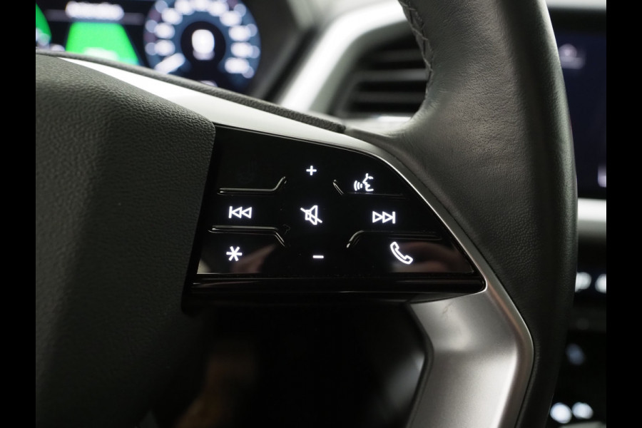 Audi Q4 e-tron 35 Launch edition 55 kWh | Leder | Camera | Cruise | DAB | Climate | Stoelverwarming | Carplay | PDC