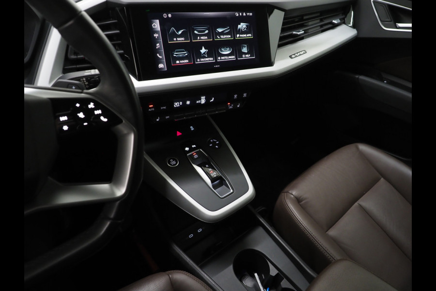 Audi Q4 e-tron 35 Launch edition 55 kWh | Leder | Camera | Cruise | DAB | Climate | Stoelverwarming | Carplay | PDC