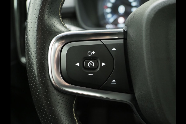 Volvo XC40 1.5 T5 Recharge R-Design Full Black | Camera | Keyless | Virtual | DAB | Climate | Zwarte Hemel | Carplay