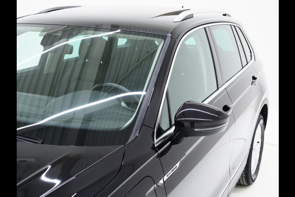 Volkswagen Tiguan 1.4 TSI eHybrid Elegance Exclusive | Panoramadak | Leder | 360 | Keyless | Adaptive Cruise | Memory | Carplay