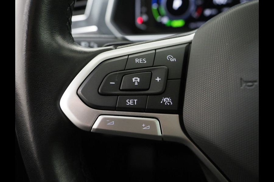 Volkswagen Tiguan 1.4 TSI eHybrid Elegance Exclusive | Panoramadak | Leder | 360 | Keyless | Adaptive Cruise | Memory | Carplay