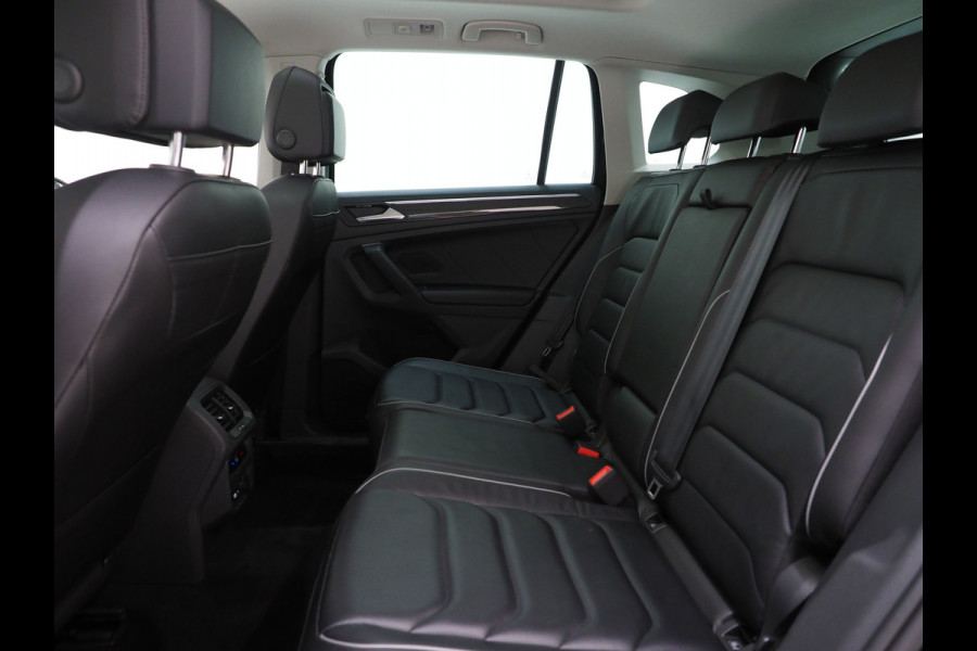 Volkswagen Tiguan 1.4 TSI eHybrid Elegance Exclusive | Panoramadak | Leder | 360 | Keyless | Adaptive Cruise | Memory | Carplay