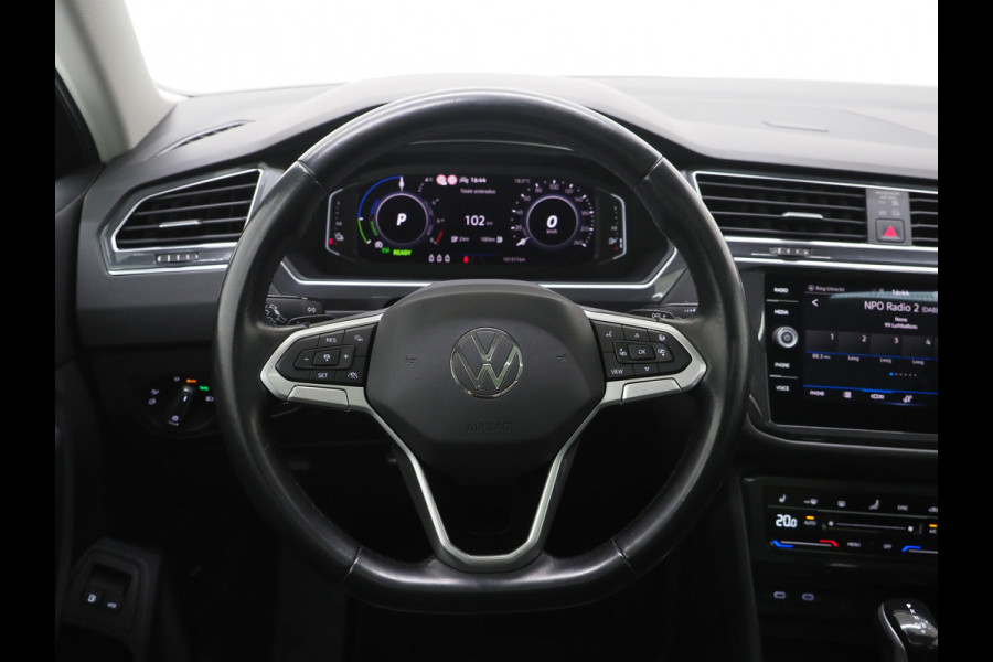 Volkswagen Tiguan 1.4 TSI eHybrid Elegance Exclusive | Panoramadak | Leder | 360 | Keyless | Adaptive Cruise | Memory | Carplay