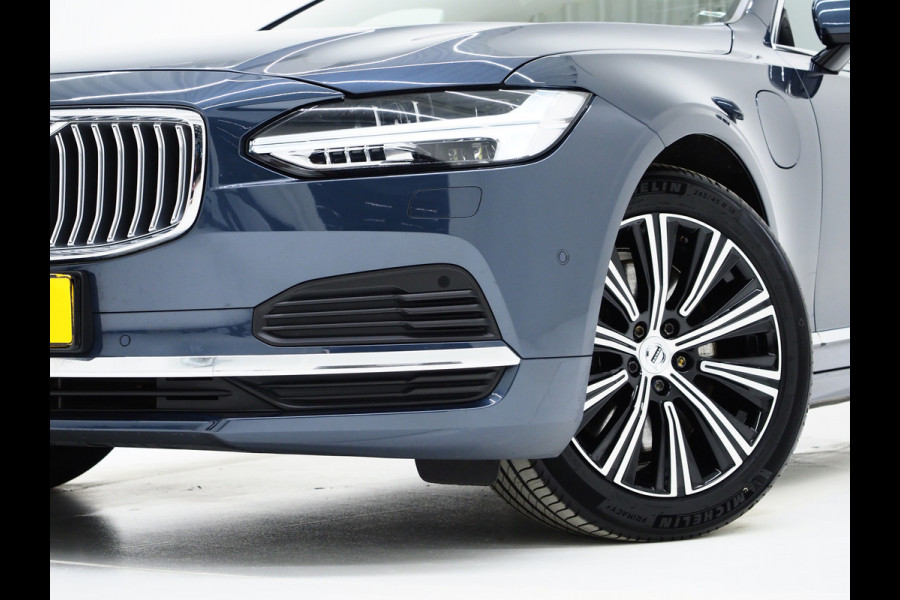 Volvo V90 2.0 T8 Recharge AWD Inscription | Panoramadak | Massage | Trekhaak | Pilot Assist | Harman/Kardon | HUD | 360 | Leder
