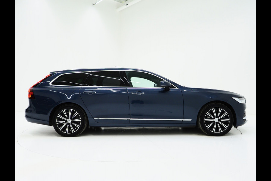 Volvo V90 2.0 T8 Recharge AWD Inscription | Panoramadak | Massage | Trekhaak | Pilot Assist | Harman/Kardon | HUD | 360 | Leder