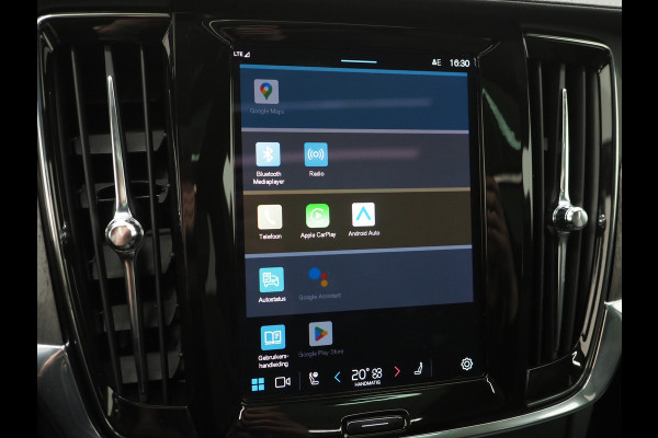 Volvo V90 2.0 T8 Recharge AWD Inscription | Panoramadak | Massage | Trekhaak | Pilot Assist | Harman/Kardon | HUD | 360 | Leder