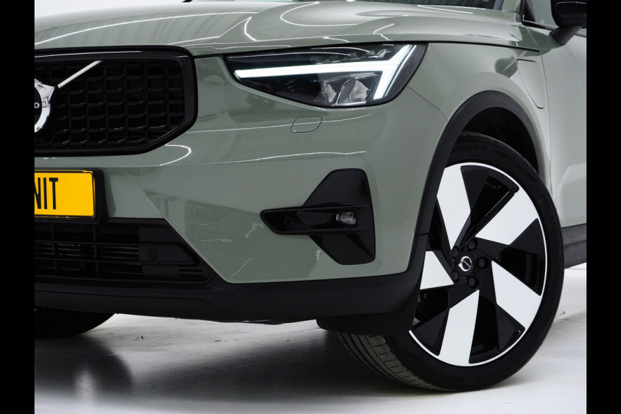 Volvo XC40 1.5 T5 Plug-in hybrid Ultimate Dark | Panoramadak | Pilot Assist | Harman/Kardon | 360 | Keyless | BLIS | Carplay
