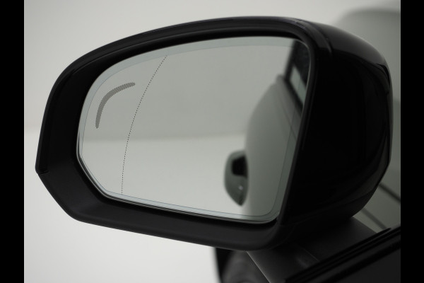 Volvo XC40 1.5 T5 Plug-in hybrid Ultimate Dark | Panoramadak | Pilot Assist | Harman/Kardon | 360 | Keyless | BLIS | Carplay