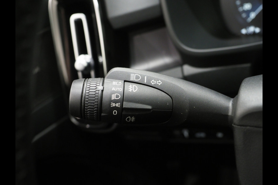 Volvo XC40 1.5 T5 Plug-in hybrid Ultimate Dark | Panoramadak | Pilot Assist | Harman/Kardon | 360 | Keyless | BLIS | Carplay