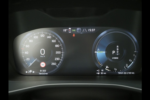 Volvo XC40 1.5 T5 Plug-in hybrid Ultimate Dark | Panoramadak | Pilot Assist | Harman/Kardon | 360 | Keyless | BLIS | Carplay