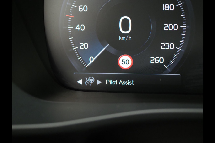 Volvo XC40 1.5 T5 Plug-in hybrid Ultimate Dark | Panoramadak | Pilot Assist | Harman/Kardon | 360 | Keyless | BLIS | Carplay