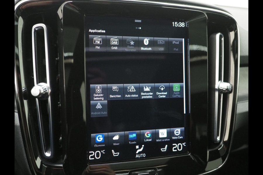 Volvo XC40 1.5 T5 Plug-in hybrid Ultimate Dark | Panoramadak | Pilot Assist | Harman/Kardon | 360 | Keyless | BLIS | Carplay