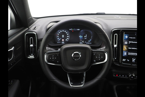 Volvo XC40 1.5 T5 Plug-in hybrid Ultimate Dark | Panoramadak | Pilot Assist | Harman/Kardon | 360 | Keyless | BLIS | Carplay