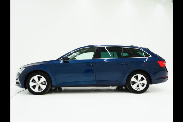 Škoda Superb Combi 1.4 TSI iV Style 218PK | Leder | Trekhaak | Camera | Keyless | Adaptive Cruise | Memory | Virtual | Carplay