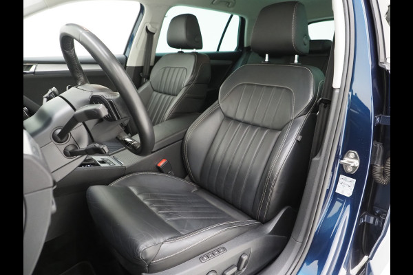 Škoda Superb Combi 1.4 TSI iV Style 218PK | Leder | Trekhaak | Camera | Keyless | Adaptive Cruise | Memory | Virtual | Carplay