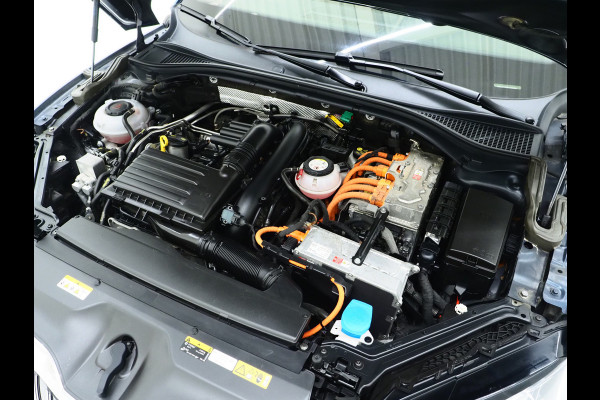 Škoda Superb Combi 1.4 TSI iV Style 218PK | Leder | Trekhaak | Camera | Keyless | Adaptive Cruise | Memory | Virtual | Carplay
