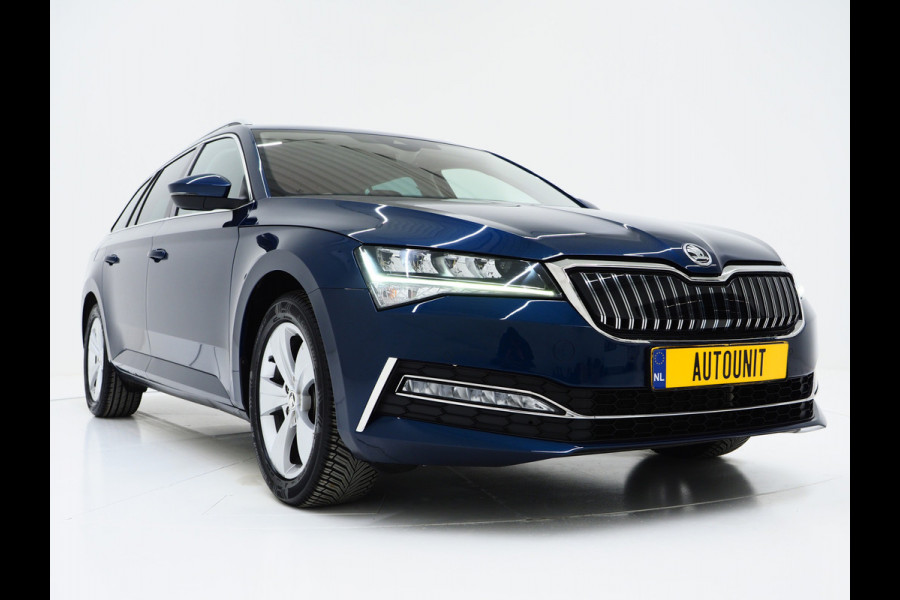 Škoda Superb Combi 1.4 TSI iV Style 218PK | Leder | Trekhaak | Camera | Keyless | Adaptive Cruise | Memory | Virtual | Carplay
