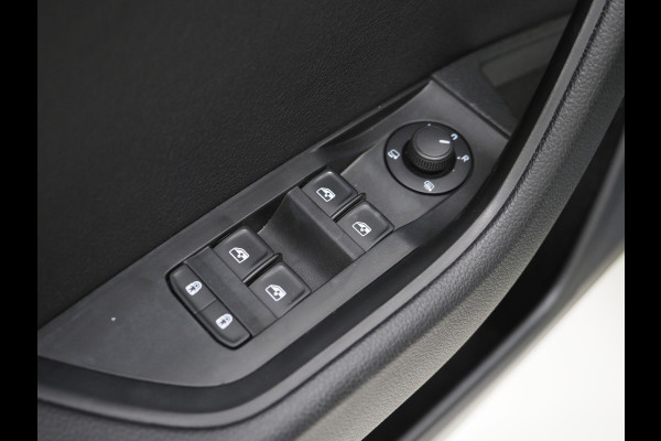 Škoda Superb Combi 1.4 TSI iV Style 218PK | Leder | Trekhaak | Camera | Keyless | Adaptive Cruise | Memory | Virtual | Carplay