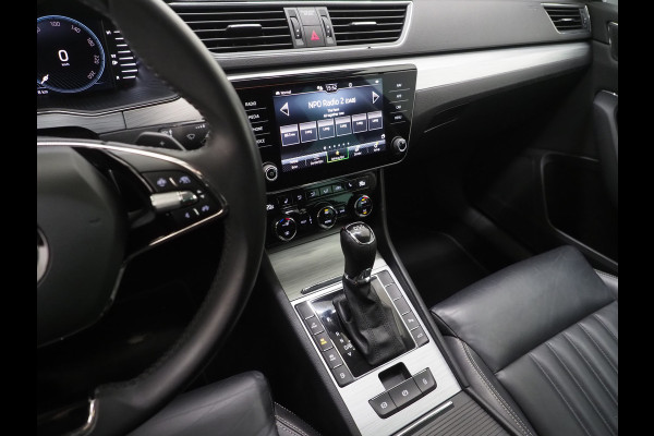Škoda Superb Combi 1.4 TSI iV Style 218PK | Leder | Trekhaak | Camera | Keyless | Adaptive Cruise | Memory | Virtual | Carplay