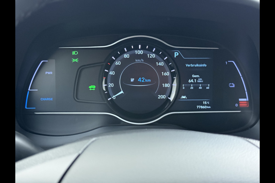 Hyundai Kona EV 64kWh 3 fase SOH-100% Warmtepomp Adaptive-Cruise Head-Up Display 1/2 Leer Krell®-Hifi Apple Carplay Android Adap.Cruise Camer Keyless Privacy Glas DAB Led Blind Spot Lane Assist Origineel Nederlandse Auto € 45.000 nieuw!!