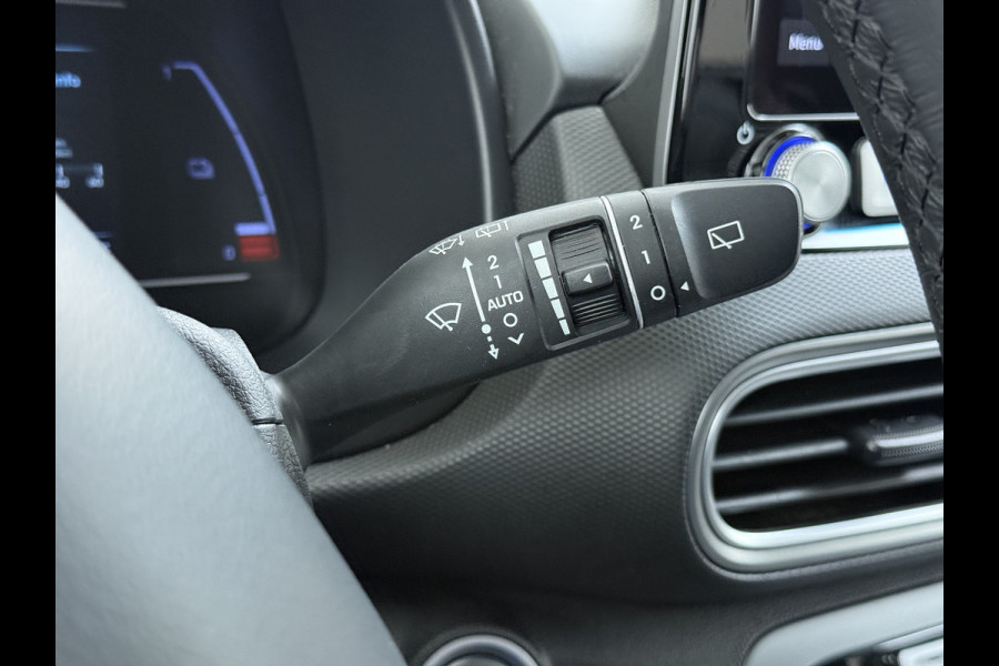 Hyundai Kona EV 64kWh 3 fase SOH-100% Warmtepomp Adaptive-Cruise Head-Up Display 1/2 Leer Krell®-Hifi Apple Carplay Android Adap.Cruise Camer Keyless Privacy Glas DAB Led Blind Spot Lane Assist Origineel Nederlandse Auto € 45.000 nieuw!!