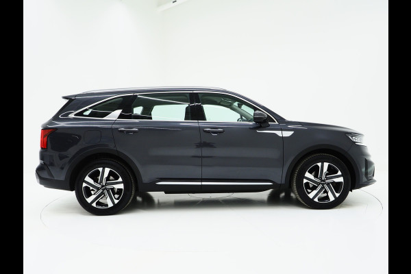 Kia Sorento 1.6 T-GDI Plug-in Hybrid 4WD | Adaptive Cruise | Trekhaak | Camera | Keyless | Dodehoek | Virtual | Carplay