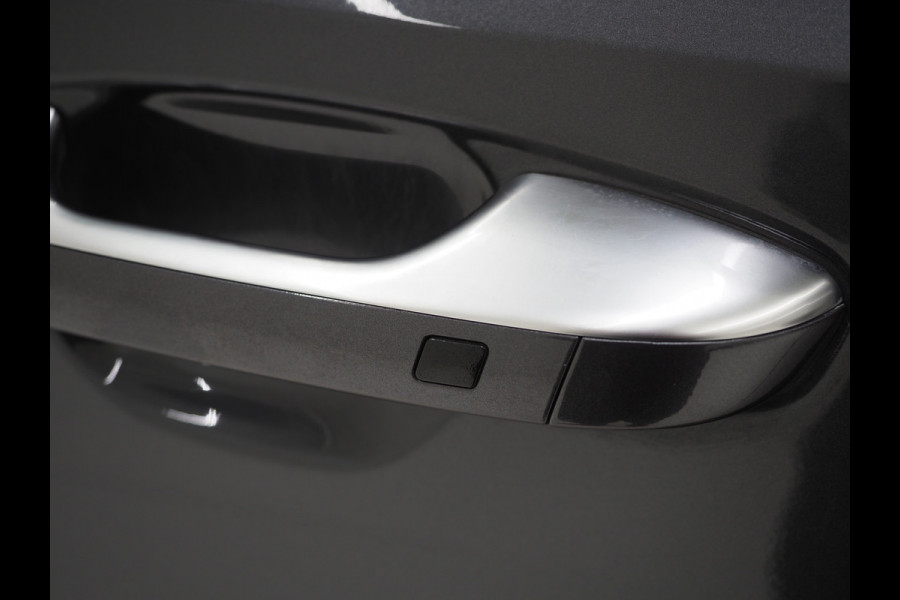 Kia Sorento 1.6 T-GDI Plug-in Hybrid 4WD | Adaptive Cruise | Trekhaak | Camera | Keyless | Dodehoek | Virtual | Carplay