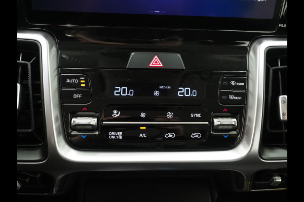 Kia Sorento 1.6 T-GDI Plug-in Hybrid 4WD | Adaptive Cruise | Trekhaak | Camera | Keyless | Dodehoek | Virtual | Carplay