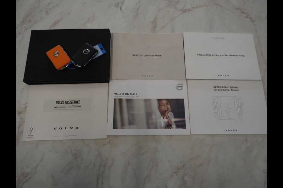 Volvo V60 2.0 T6 Recharge AWD R-Design | Panoramadak | Harman/Kardon | HUD | Pilot Assist | 360 | Keyless | Leder | Carplay