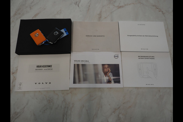 Volvo V60 2.0 T6 Recharge AWD R-Design | Panoramadak | Harman/Kardon | HUD | Pilot Assist | 360 | Keyless | Leder | Carplay