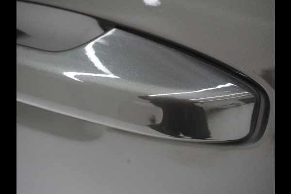 Volvo V60 2.0 T6 Recharge AWD R-Design | Panoramadak | Harman/Kardon | HUD | Pilot Assist | 360 | Keyless | Leder | Carplay