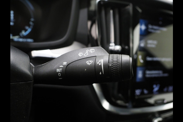 Volvo V60 2.0 T6 Recharge AWD R-Design | Panoramadak | Harman/Kardon | HUD | Pilot Assist | 360 | Keyless | Leder | Carplay