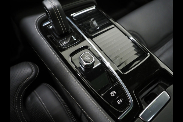 Volvo V60 2.0 T6 Recharge AWD R-Design | Panoramadak | Harman/Kardon | HUD | Pilot Assist | 360 | Keyless | Leder | Carplay
